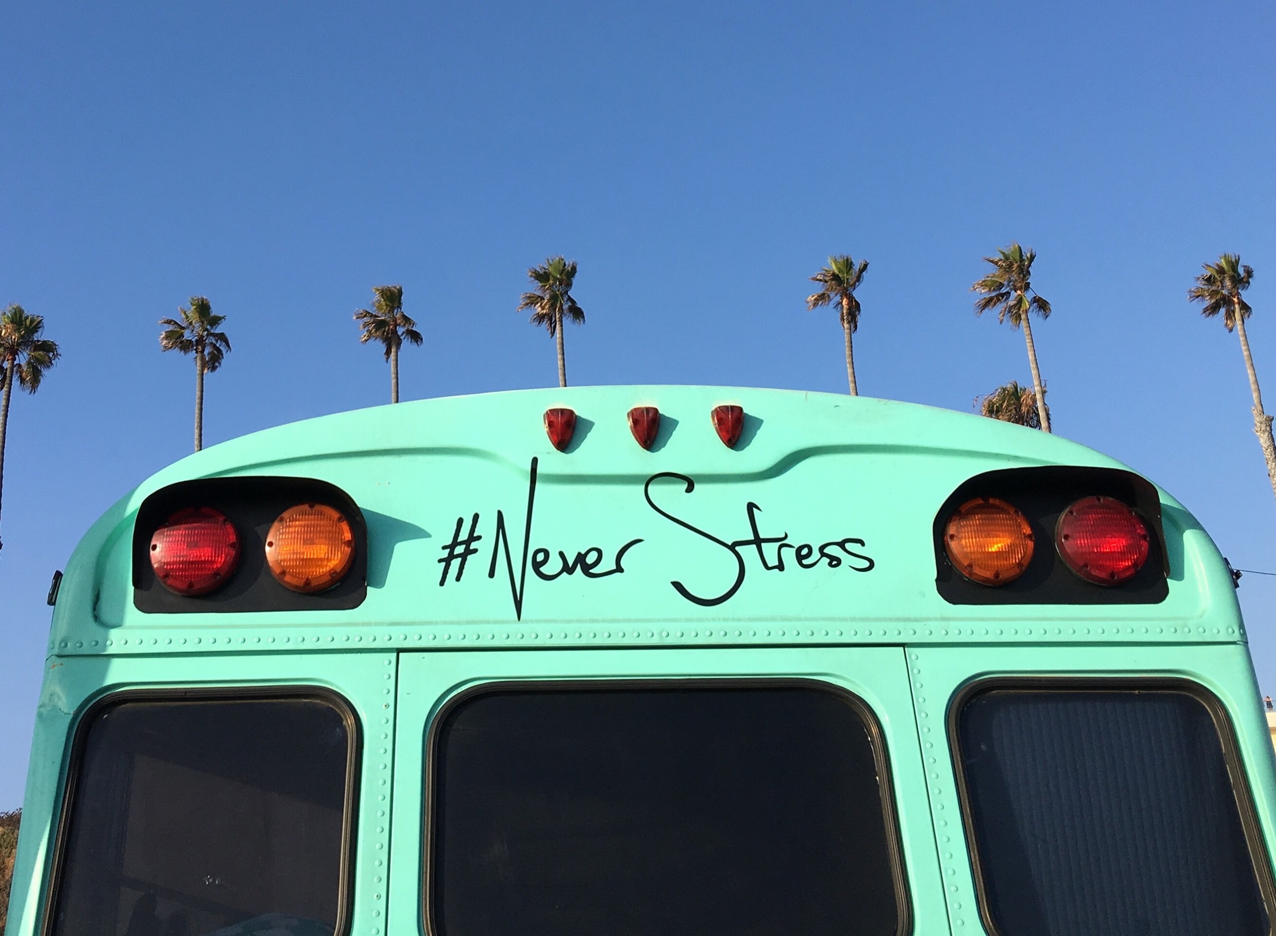 Πώς να διαχειριστείτε το άγχος που σας προκαλεί ο ιός COVID-19